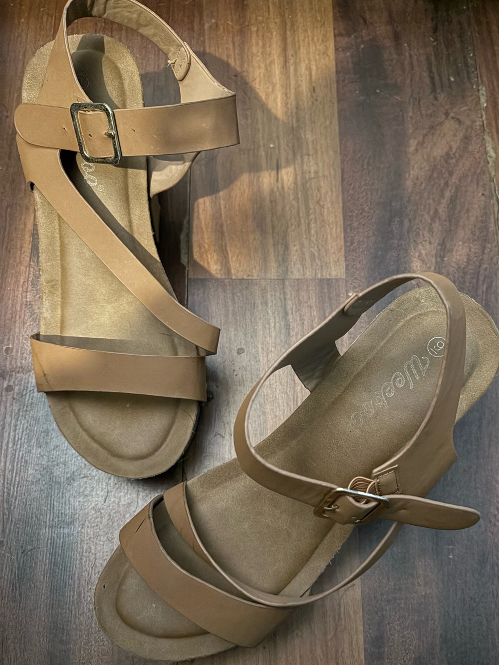 Women’s Neutral Tan wedges size 9, 8.5